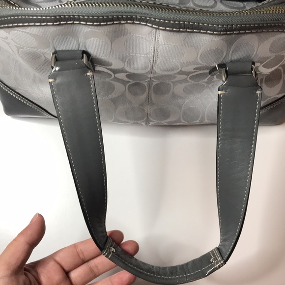 (SOLD) COACH Hampton signature satchel D1093-f13977 Classic C Grey pu… - Picture 7 of 17
